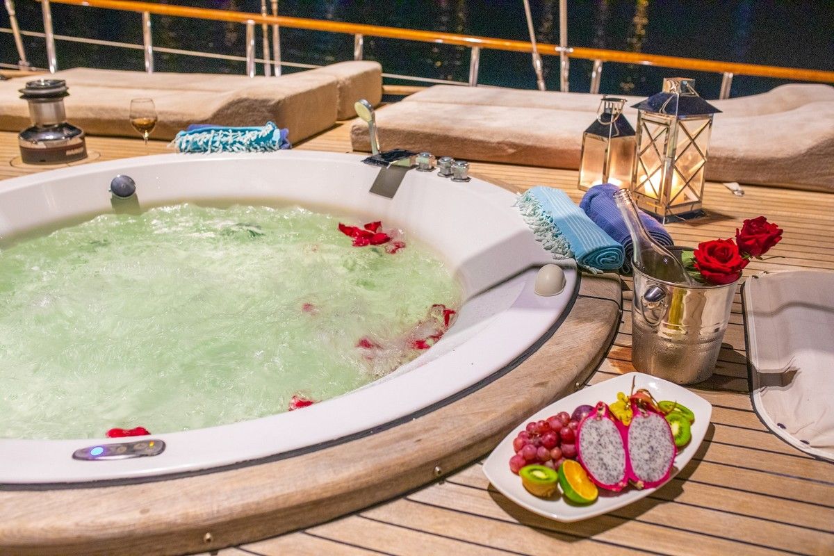 BODRUM Luxury Yacht Rental BODRUM